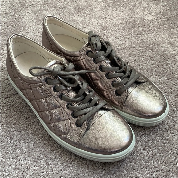 ecco metallic sneakers